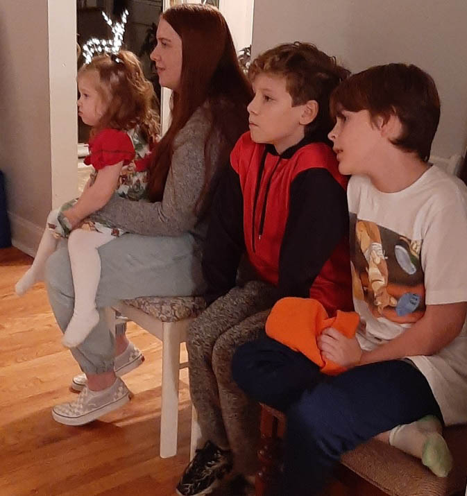 14 - 2022 KELLEY FAMILY CHRISTMAS PARTY LOGAN-LELAND-SAVYA-KALEASI