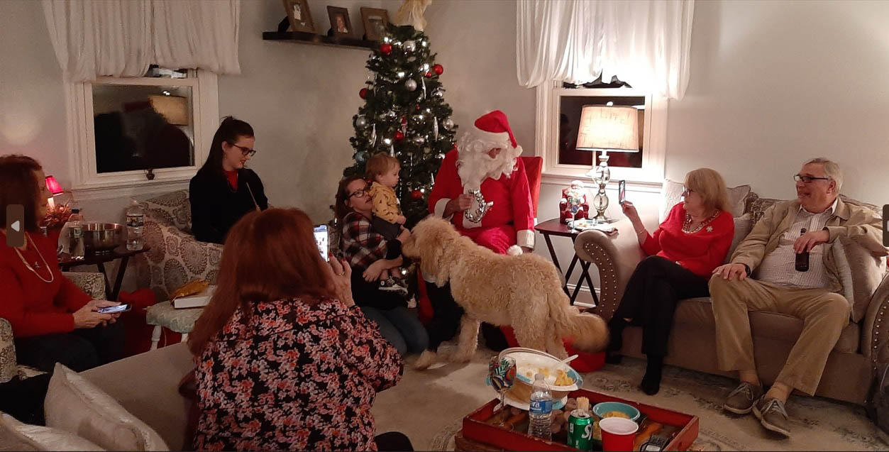 2 - 2022 KELLEY FAMILY CHRISTMAS PARTY DANIEL WITH SANTA 