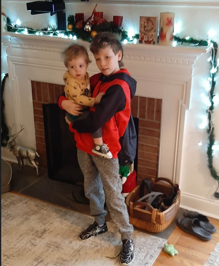 20 - 2022 KELLEY FAMILY CHRISTMAS PARTY LELAND AND DANIEL